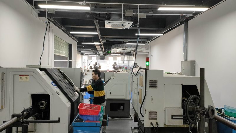 立式加工中心换刀调试：关键步骤与注意事项**