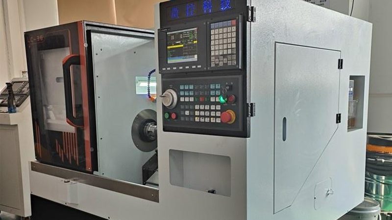 医疗器械钻攻中心定制方案：精准加工，助力医疗制造**